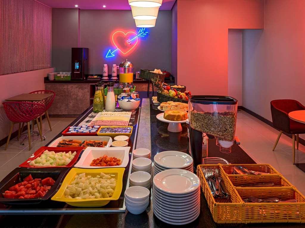 Golden Tower Express Franca By Fenix Hoteis Restaurant foto